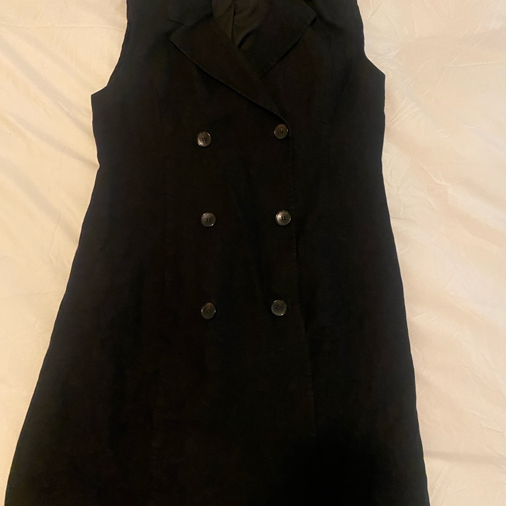 H&M Black Double-Breasted Sleeveless Dress